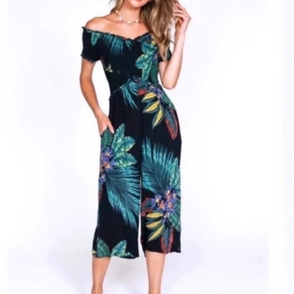 Patrons of Peace Off Shoulder Jumpsuit Sz M Tropical Cropped Wide Leg Smocked
